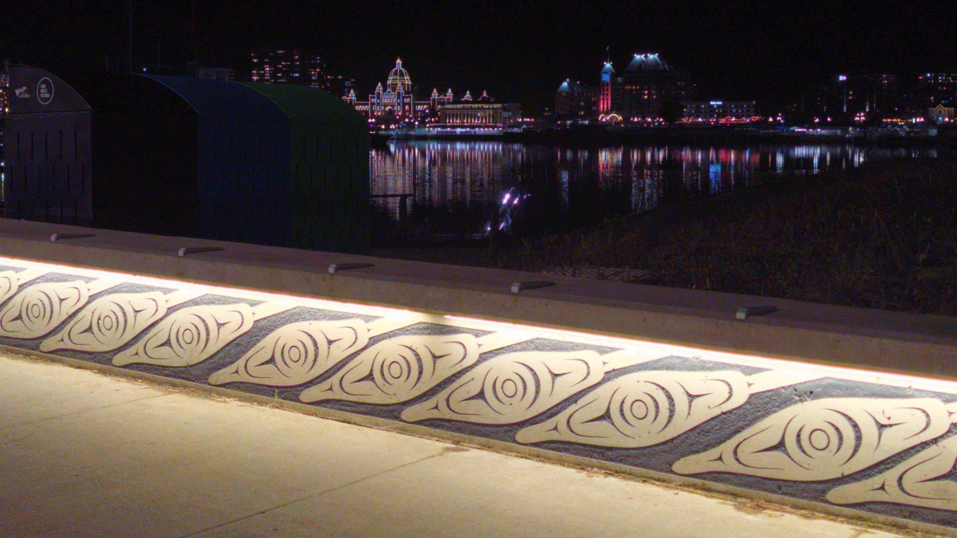 Journey motif sculpture by Dylan Thomas